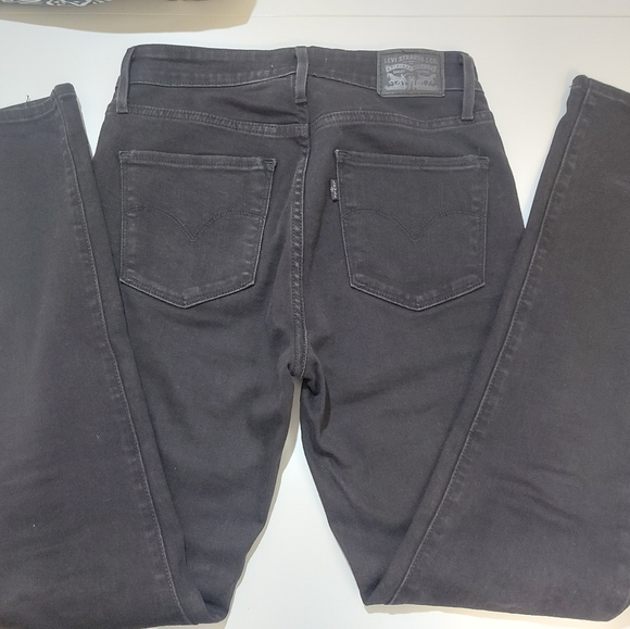 Levis Black Stretch Denim Jeans - Picture 2 of 6